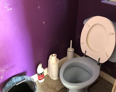 Toilet